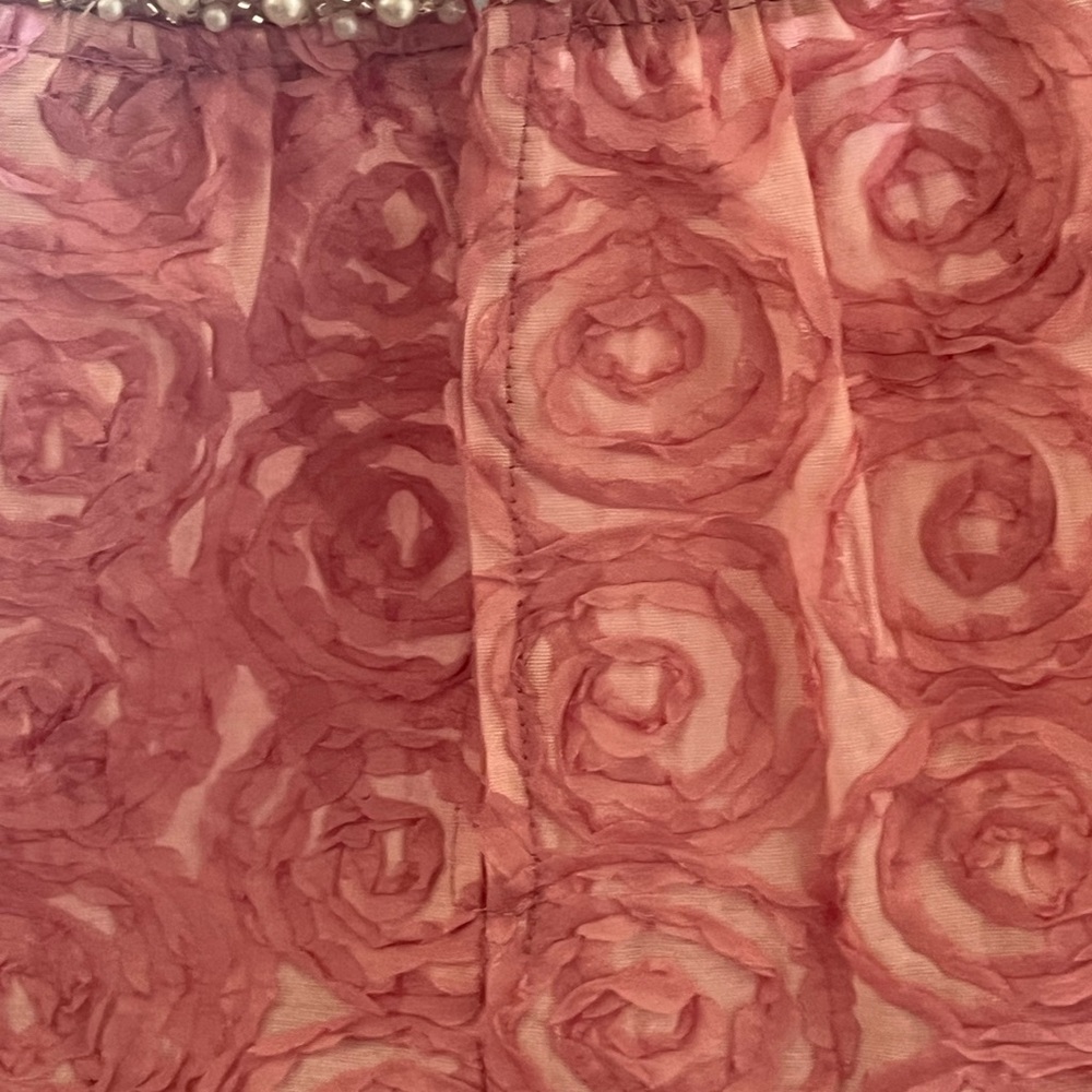 VOY blouse. Kaylee Pearl Trim Pink RosetteTop        Small
